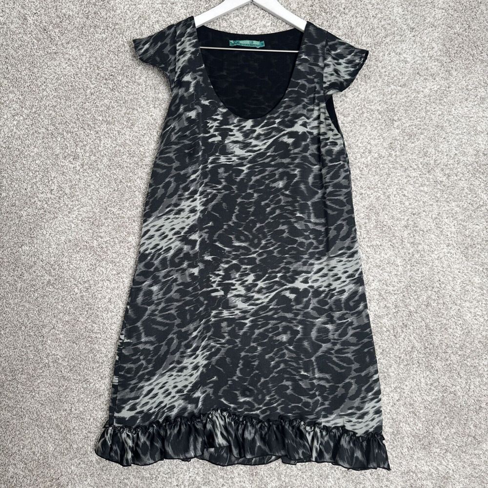Luigi Bertolli womens Silky dress size 8 Cheetah Ruffle Bottom